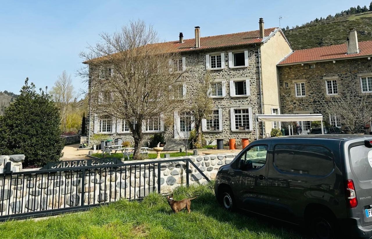 Hl Hotel De La Loire Goudet Buitenkant foto